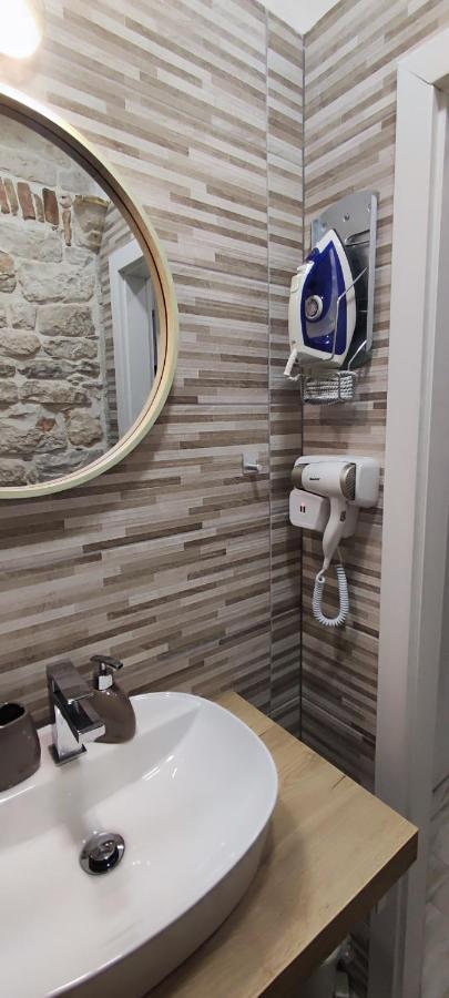 Studios Kadena Trogir - 18Th Century Stone House Εξωτερικό φωτογραφία