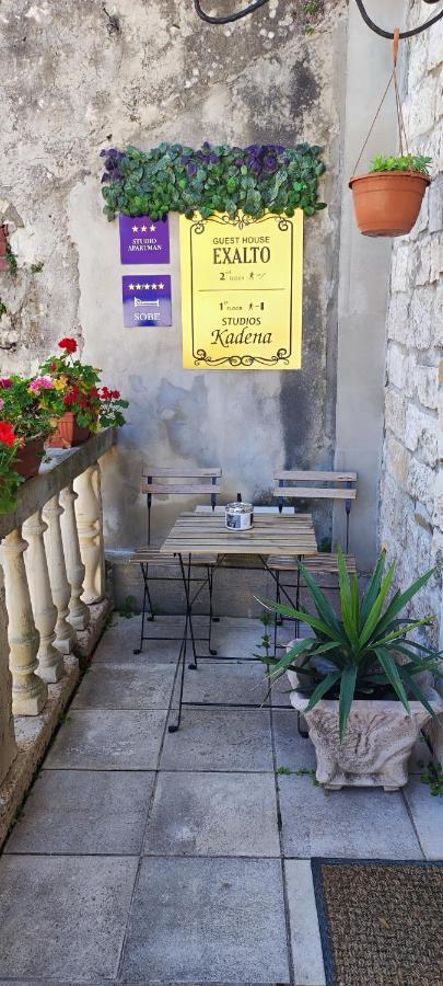 Studios Kadena Trogir - 18Th Century Stone House Εξωτερικό φωτογραφία